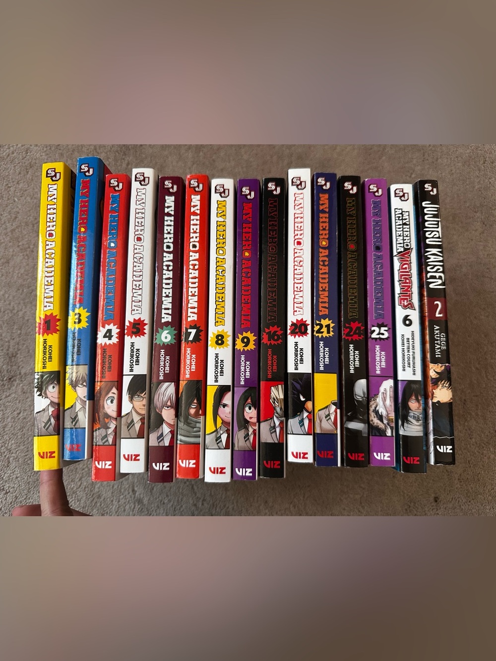 Assorted My Hero Academia, My Hero Vigilante, and Jujutsu Kaisen manga